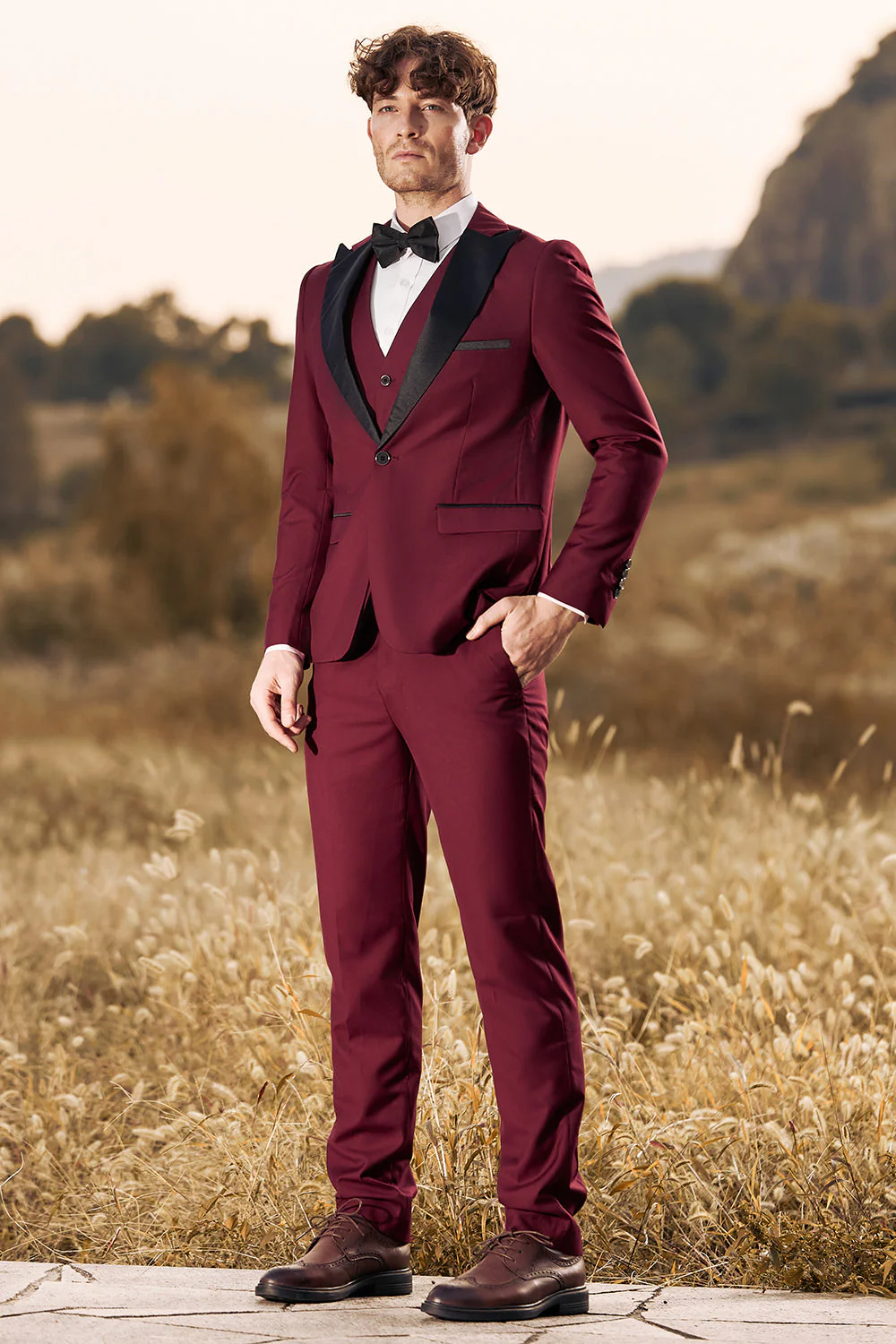 3 Pieces Peak Lapel Burgundy Men's Prom Suits - Image 3