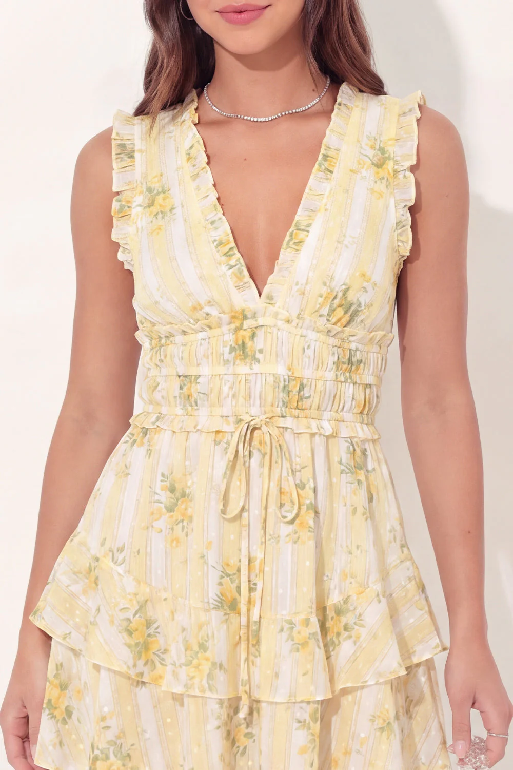 A-Line Mini Yellow Floral V-Neck Graduation Dress with Ruffles - Image 4