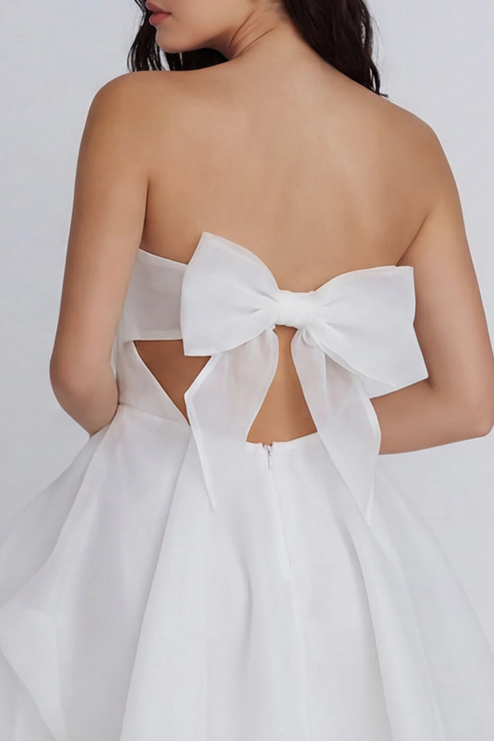 A-Line Tulle Strapless Ivory Ruched Bridal Shower Dress with Bow - Image 4