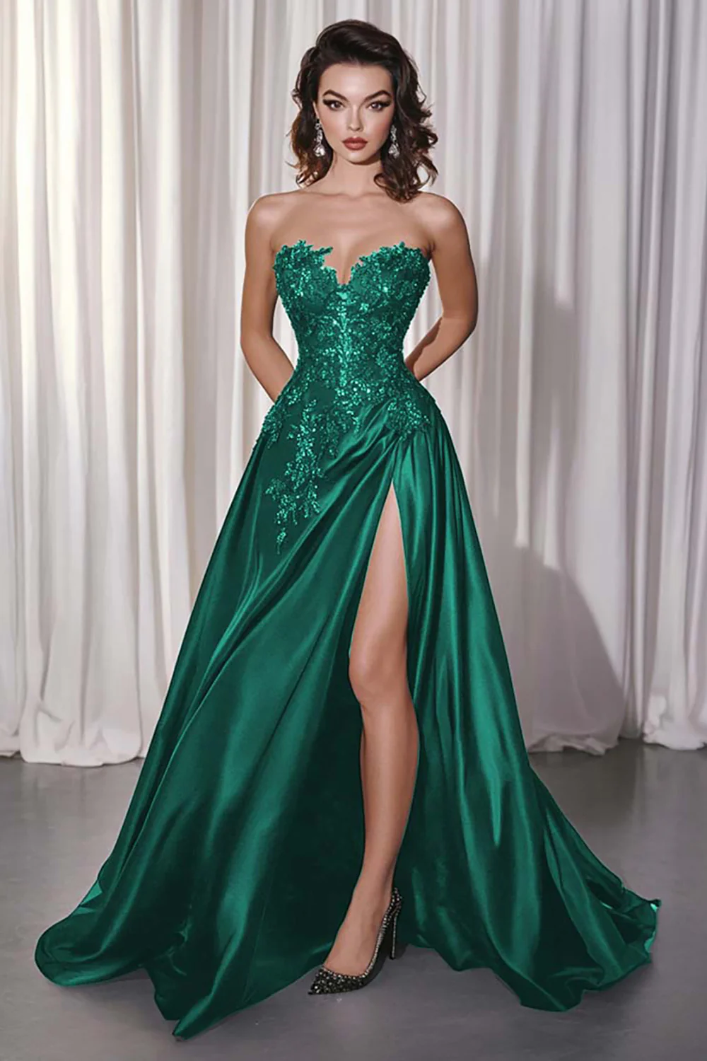 Black A-Line Satin Sweetheart Long Prom Dress with Lace Appliques - Image 6