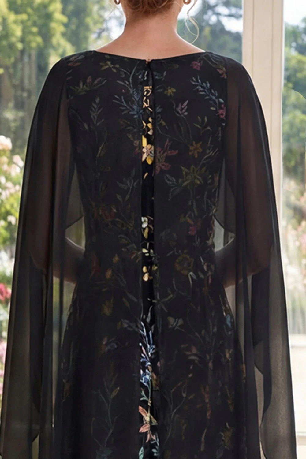 Black A-Line Tulle Embroidered Long Mother Of the Bride Dress with Cape - Image 4