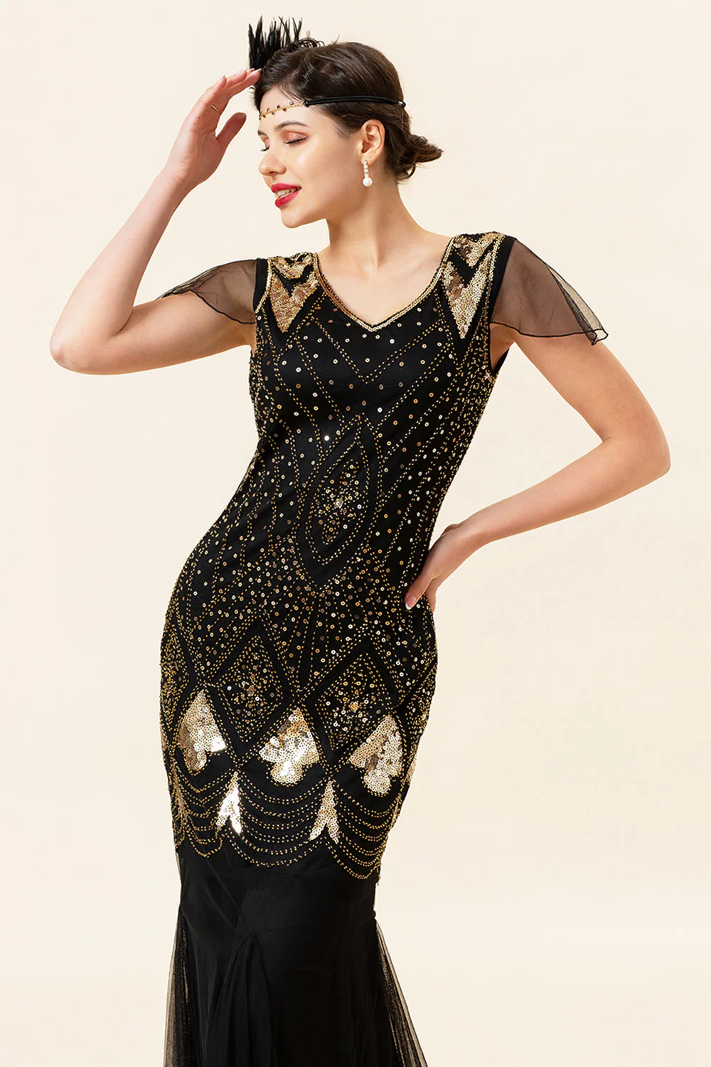 Black and Golden Cap Sleeves Sequined Long 1920s Gatsby Flapper Dress with 20s Accessories Set - Image 5