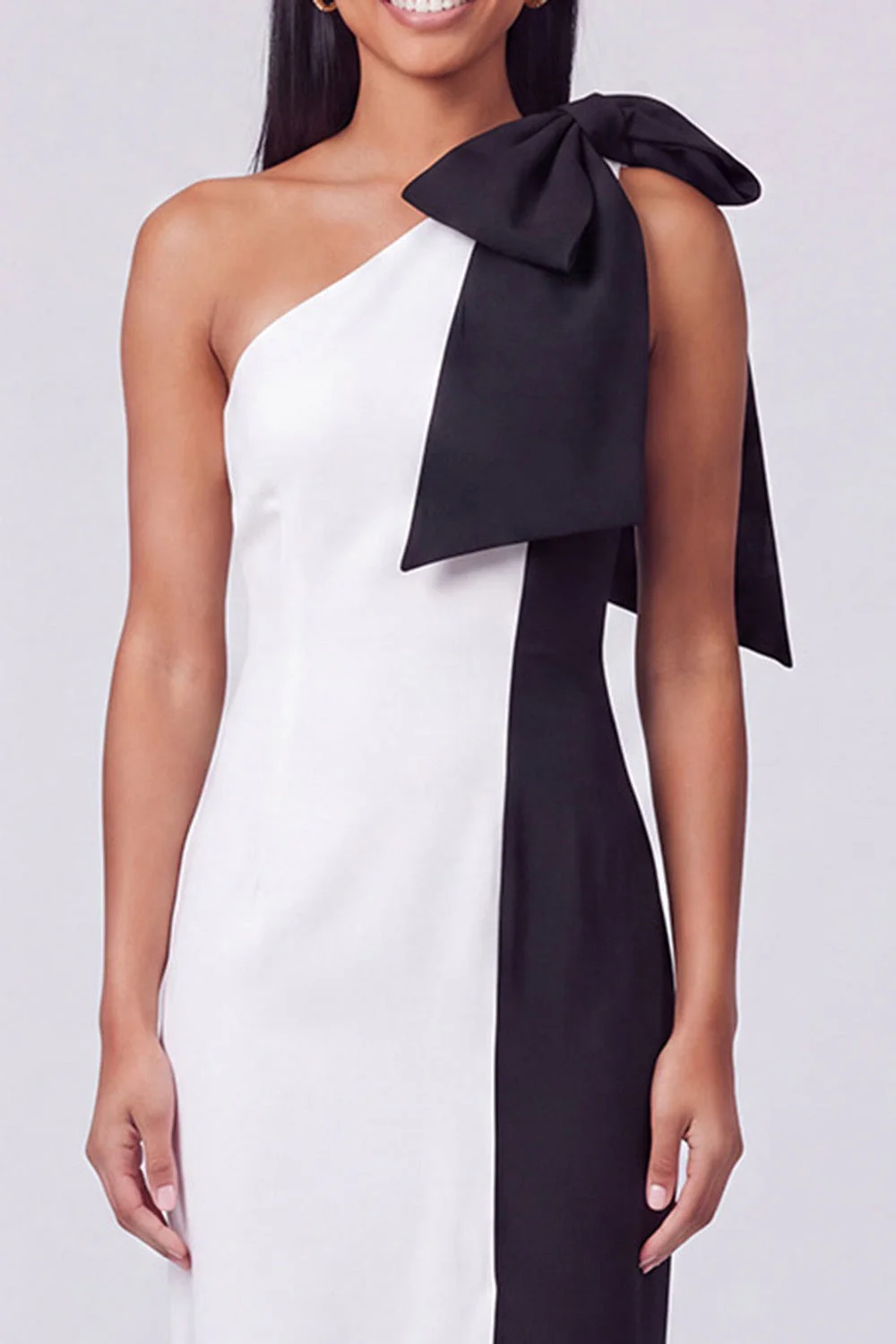 Black and White One Shoulder Bodycon Maxi Dress with Bow - Image 4