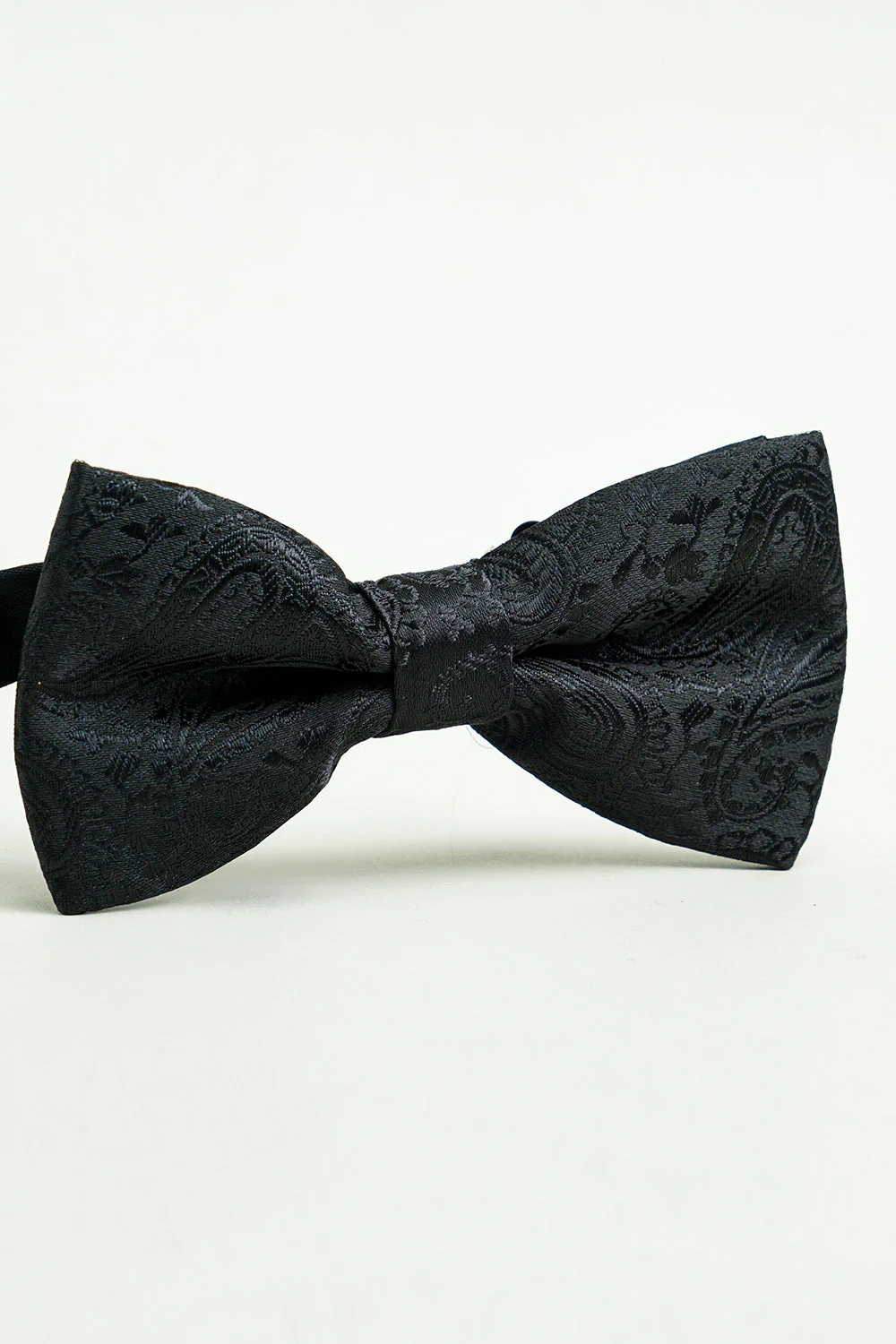 Black Jacquard Satin Bow Tie Pocket Square Set - Image 4