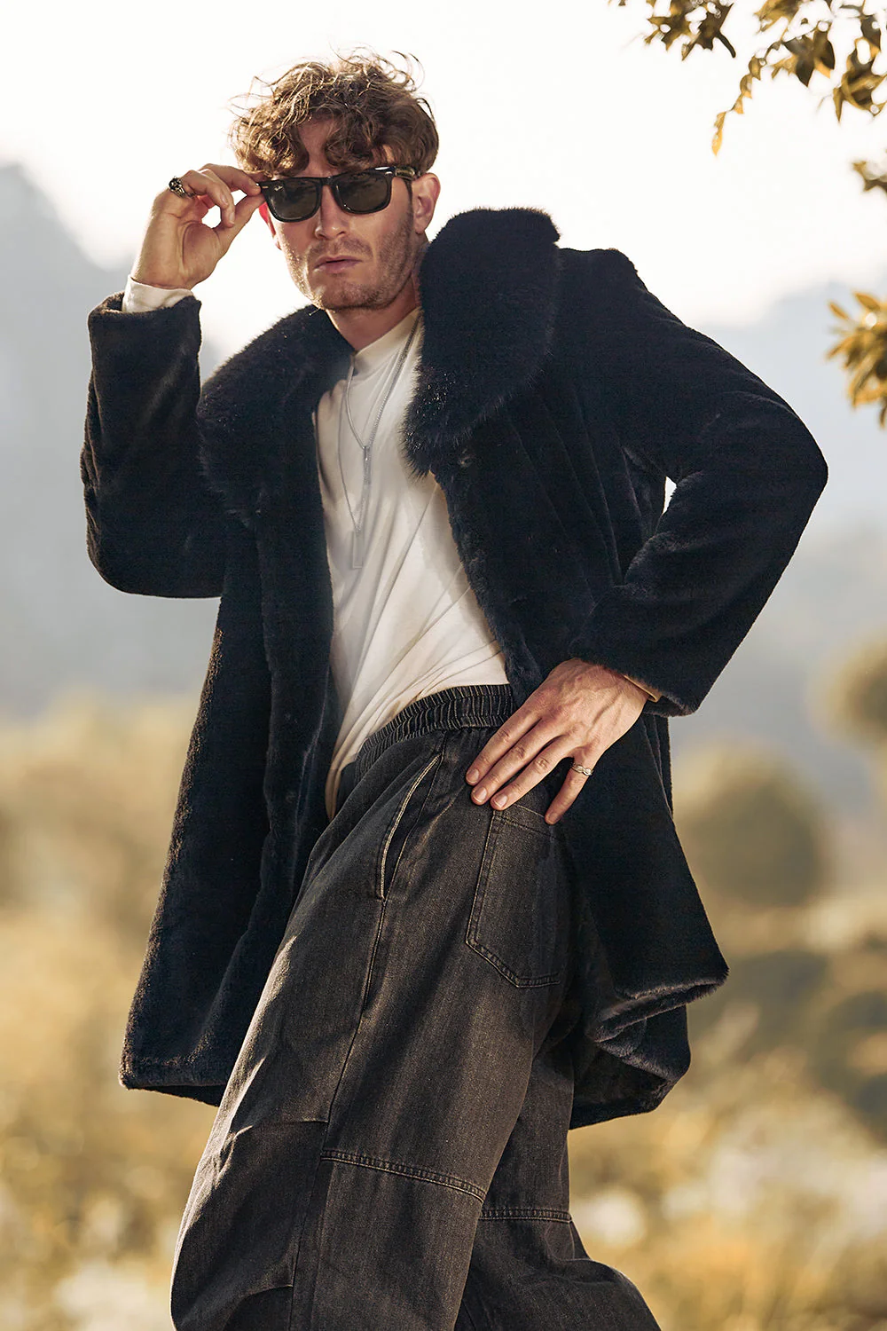 Black Luxury Faux Fur Winter Long Men's Coat with Long Sleeves - Image 3