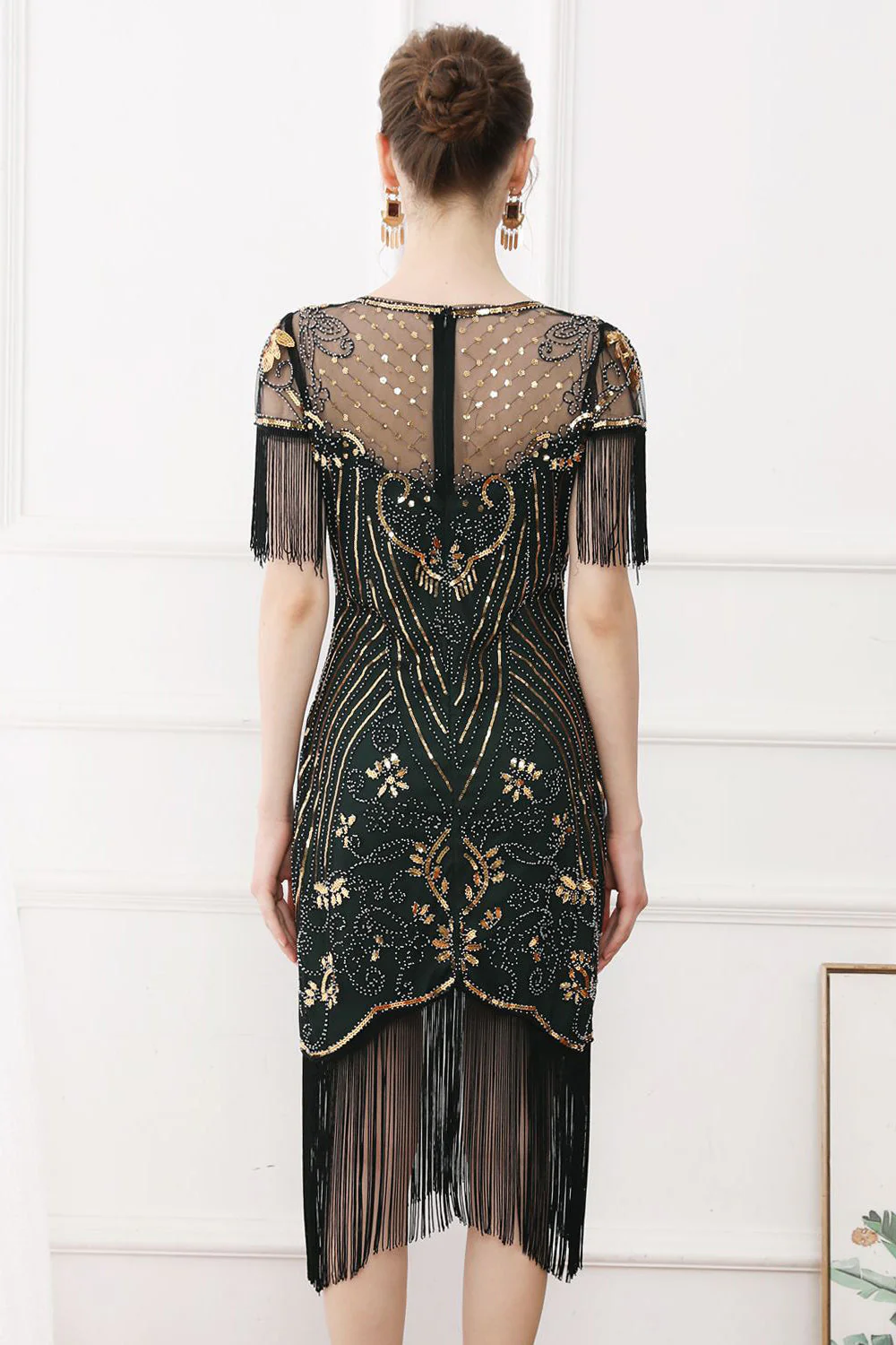 Black Sequins Bodycon 1920s Dress with Fringes - Image 9
