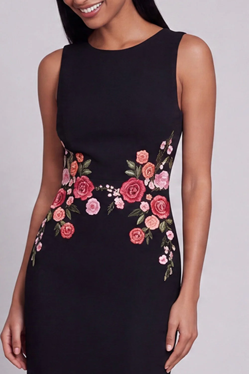 Black Sheath Round Neck Floral Long Formal Dress - Image 3