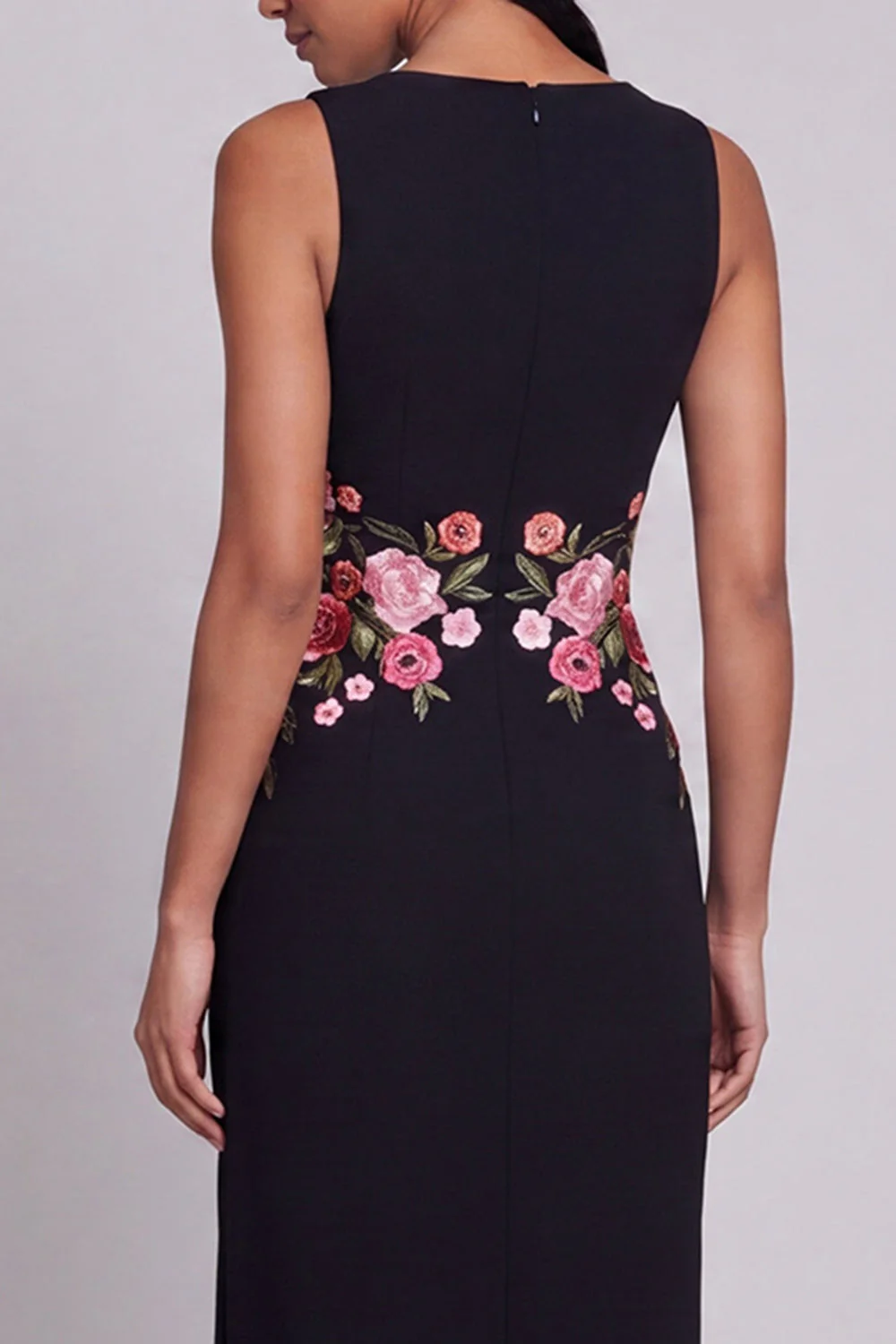 Black Sheath Round Neck Floral Long Formal Dress - Image 4