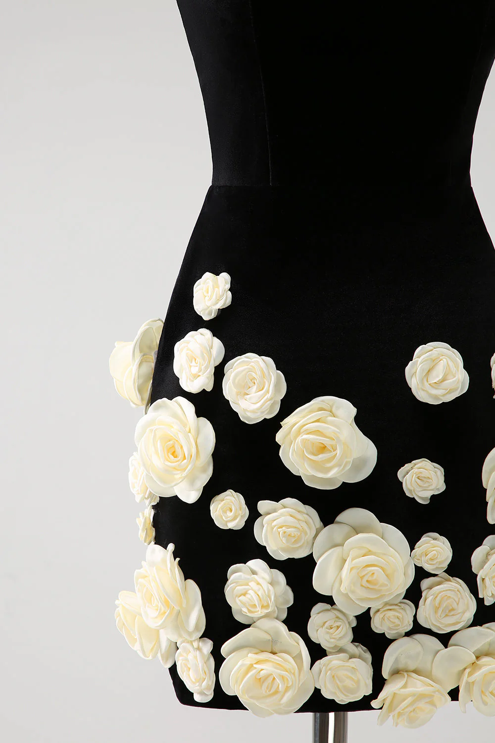Black Strapless Bodycon Short Graduation Dress with 3D Flowers - Image 6