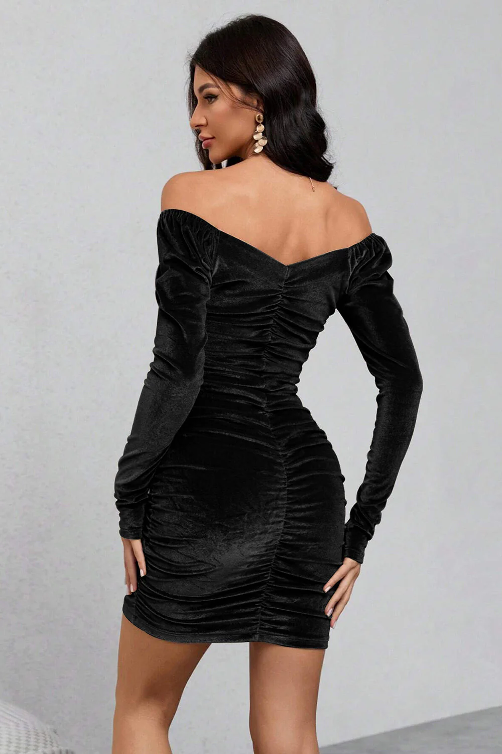Black Velvet Long Sleeves Bodycon Cocktail Dress - Image 2