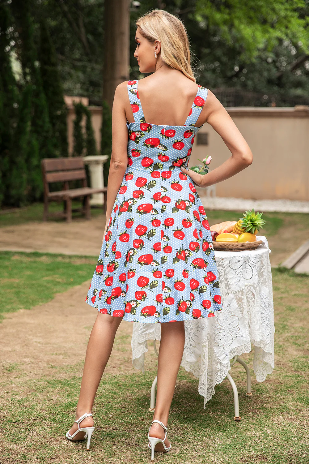 Blue Strawberry Floral Vintage Swing 1950s Dress - Image 2