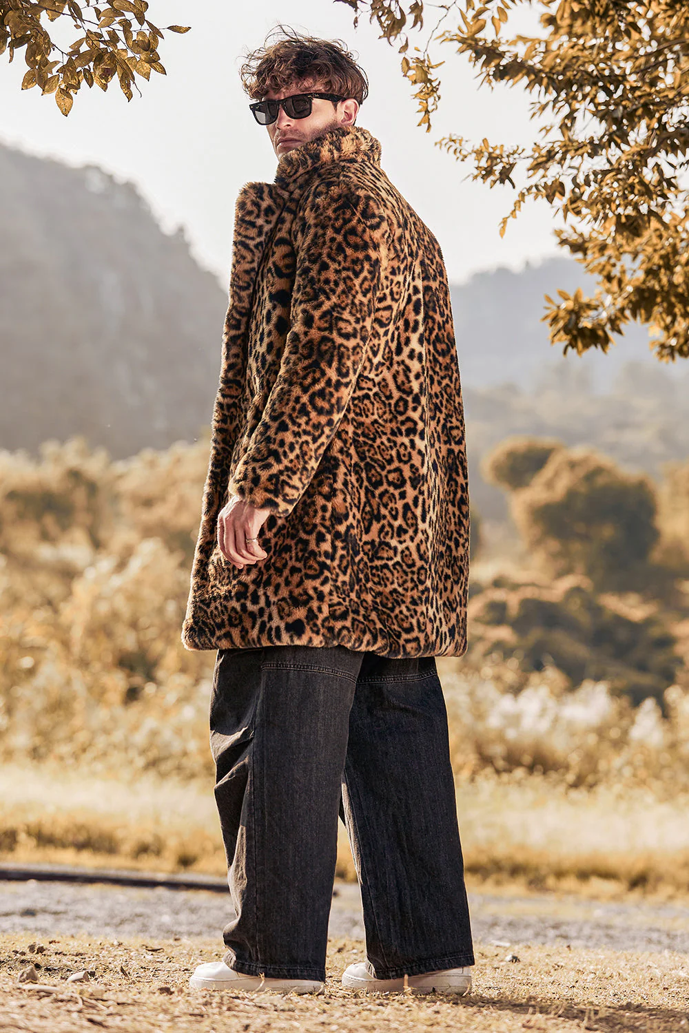 Brown Leopard Print Lapel Collar Faux Fur Mid-Length Men's Winter Coat - Image 2