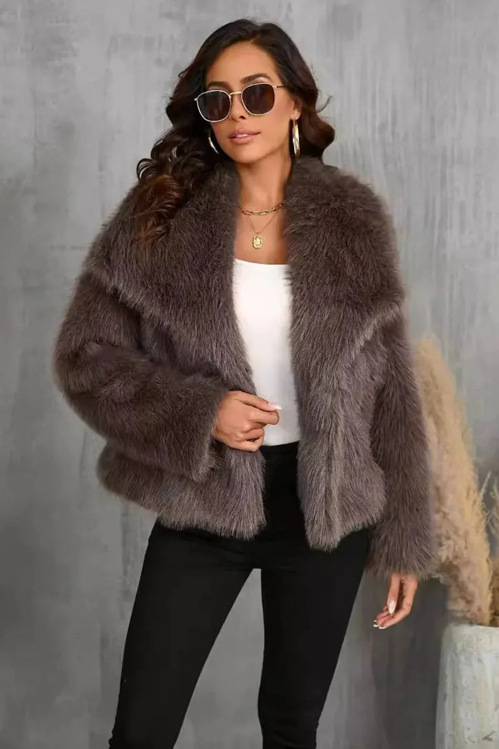 Burgundy Faux Fur Long Sleeve Shawl Lapel Women Winter Coat - Image 2