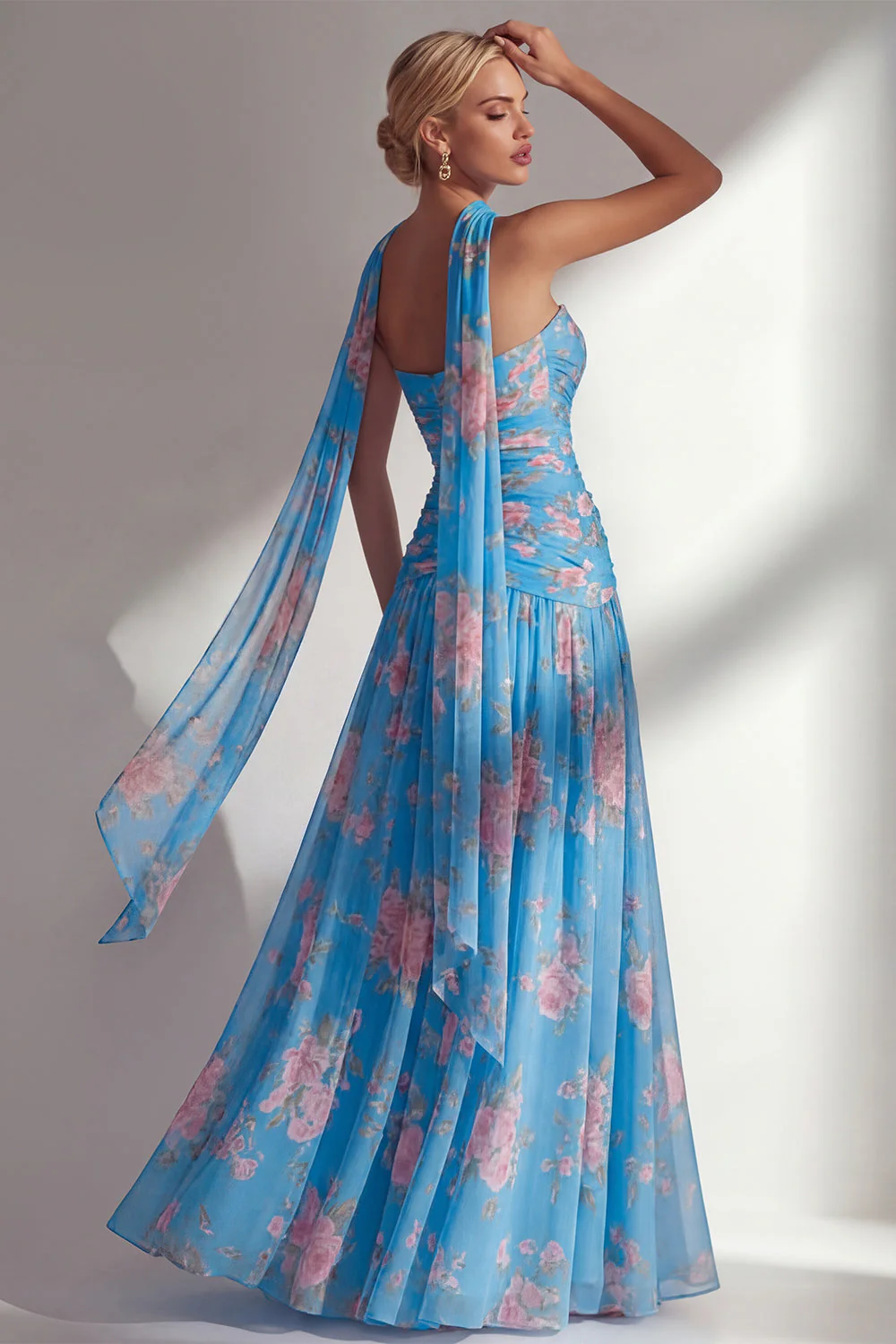 Yellow Floral Printed Ruched Strapless Chiffon Long Bridesmaid Dress with Slit - Image 8