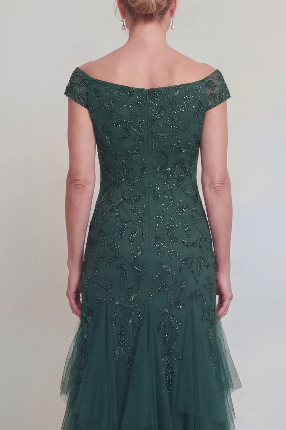 Dark Green Tulle Ruffled V-Neck Long Mother of The Bride Dress with Sleeves - Image 4