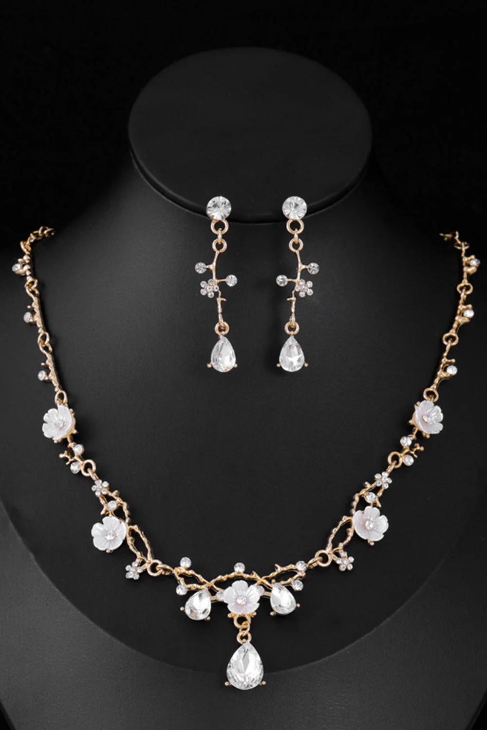 Golden Bridal Necklace Earring Set For Wedding - Image 3