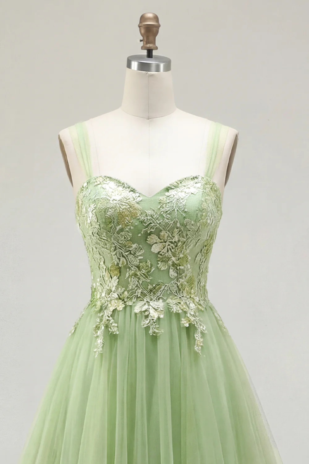 Green A Line Embroidered Spaghetti Straps Long Tulle Prom Dress - Image 5