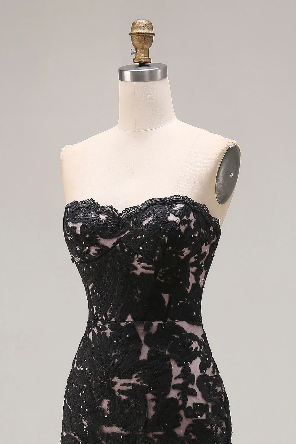 Black Lace Mermaid Sweetheart Lace Up Back Long Prom Dress with Slit - Image 6