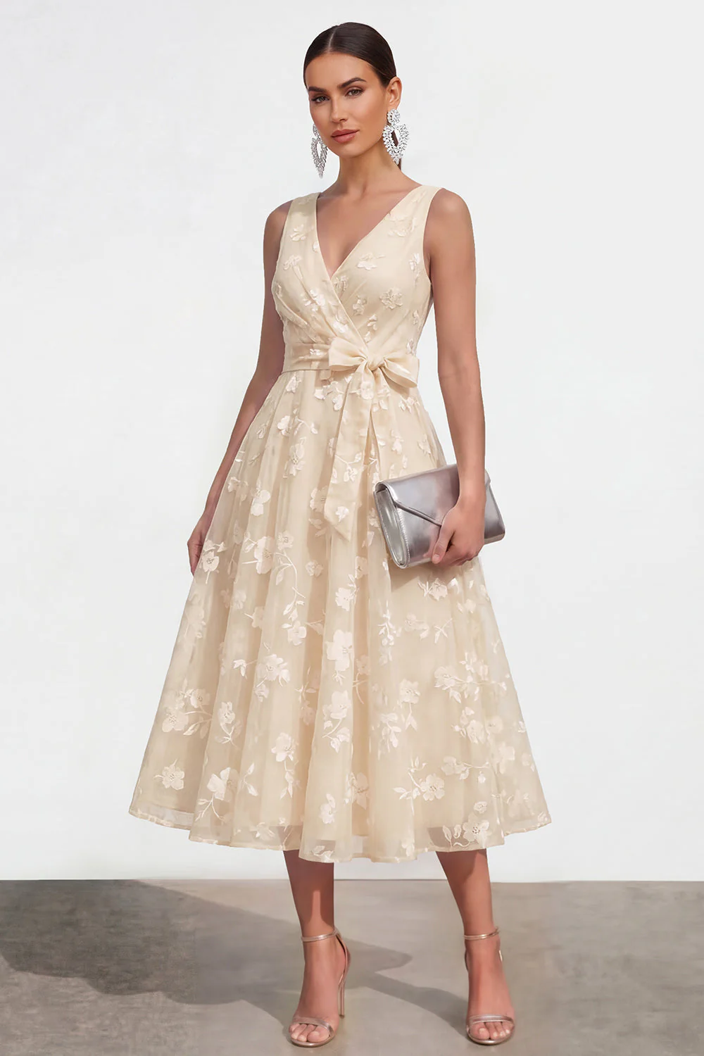 Lilac A-Line V-Neck Midi Floral Dress with Bow - Image 17