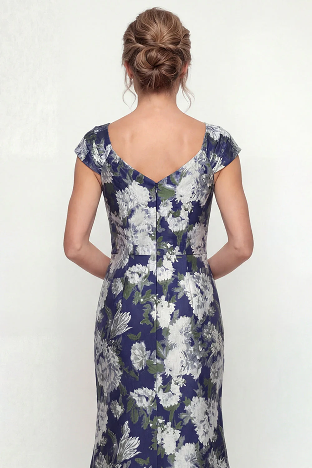 Navy Mermaid Printed Floral Mother of the Bride Dress - Image 4