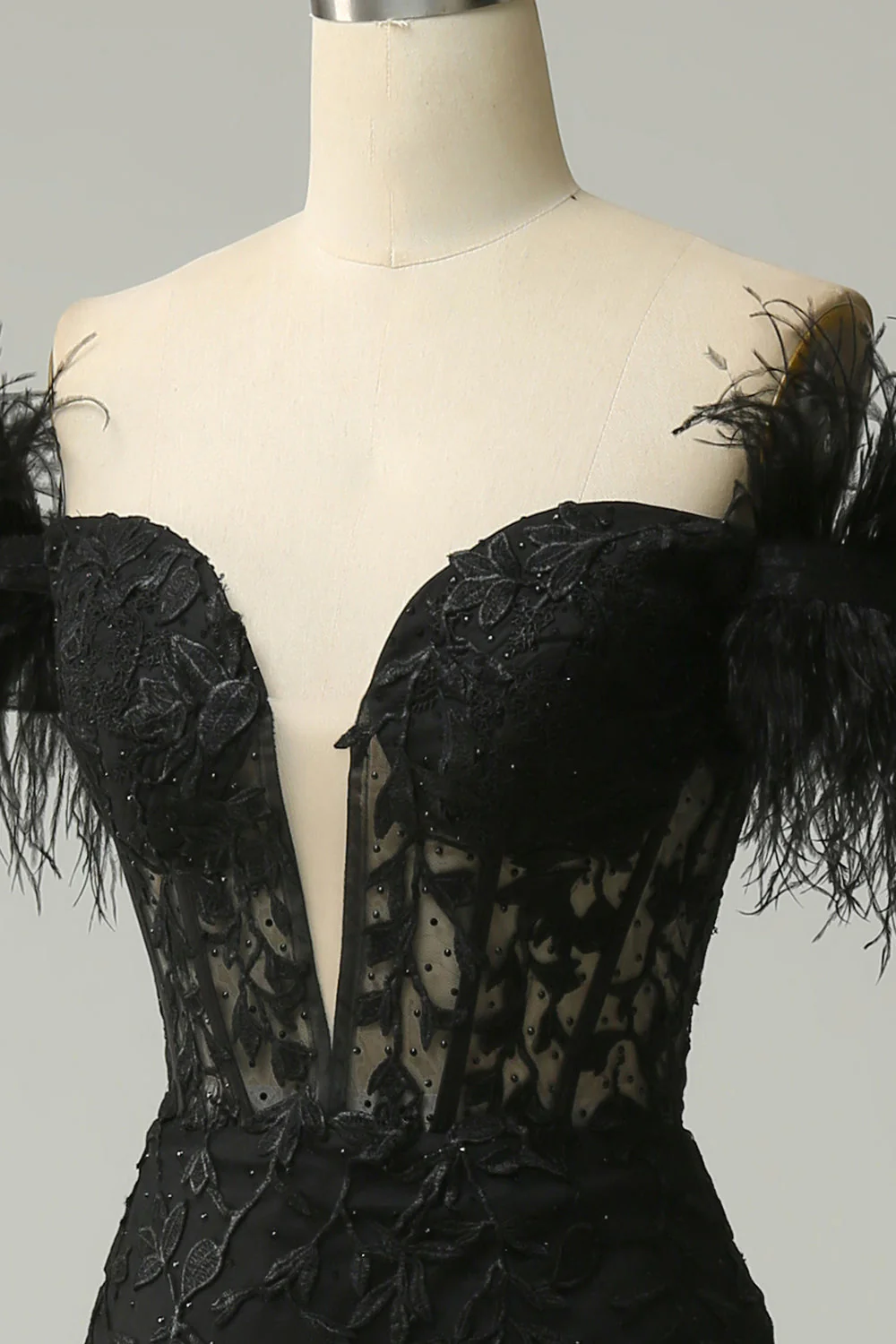 Off the Shoulder Black Mermaid Prom Dress with Feathers - Image 5