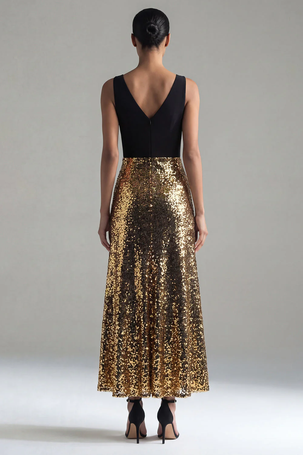 Sparkly Black and Gold A-Line V-Neck Long Evening Dress with Sequins - Image 2