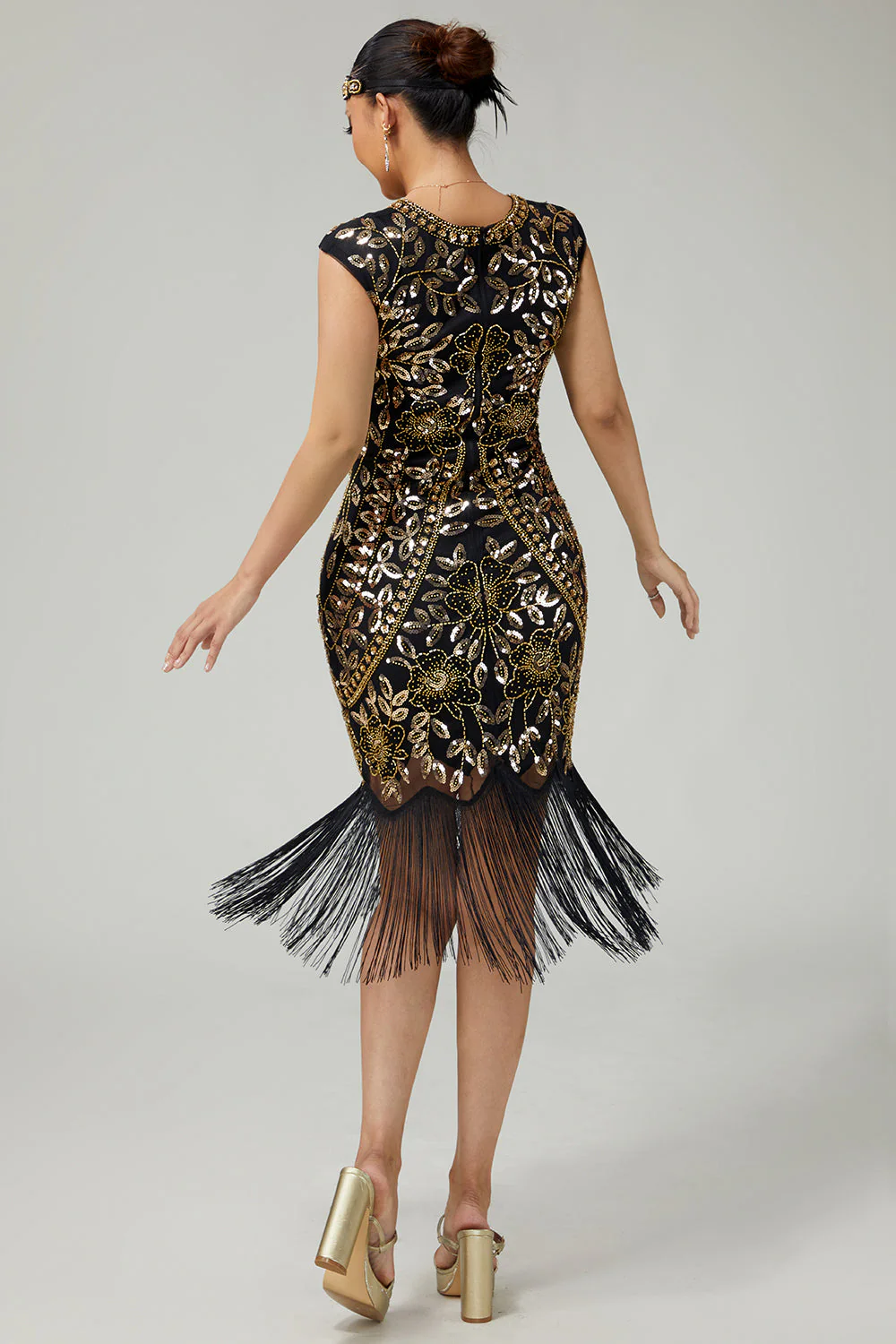Sparkly Black Golden Bodycon Fringed 1920s Dress With 5-Piece Accessories Set - Image 2