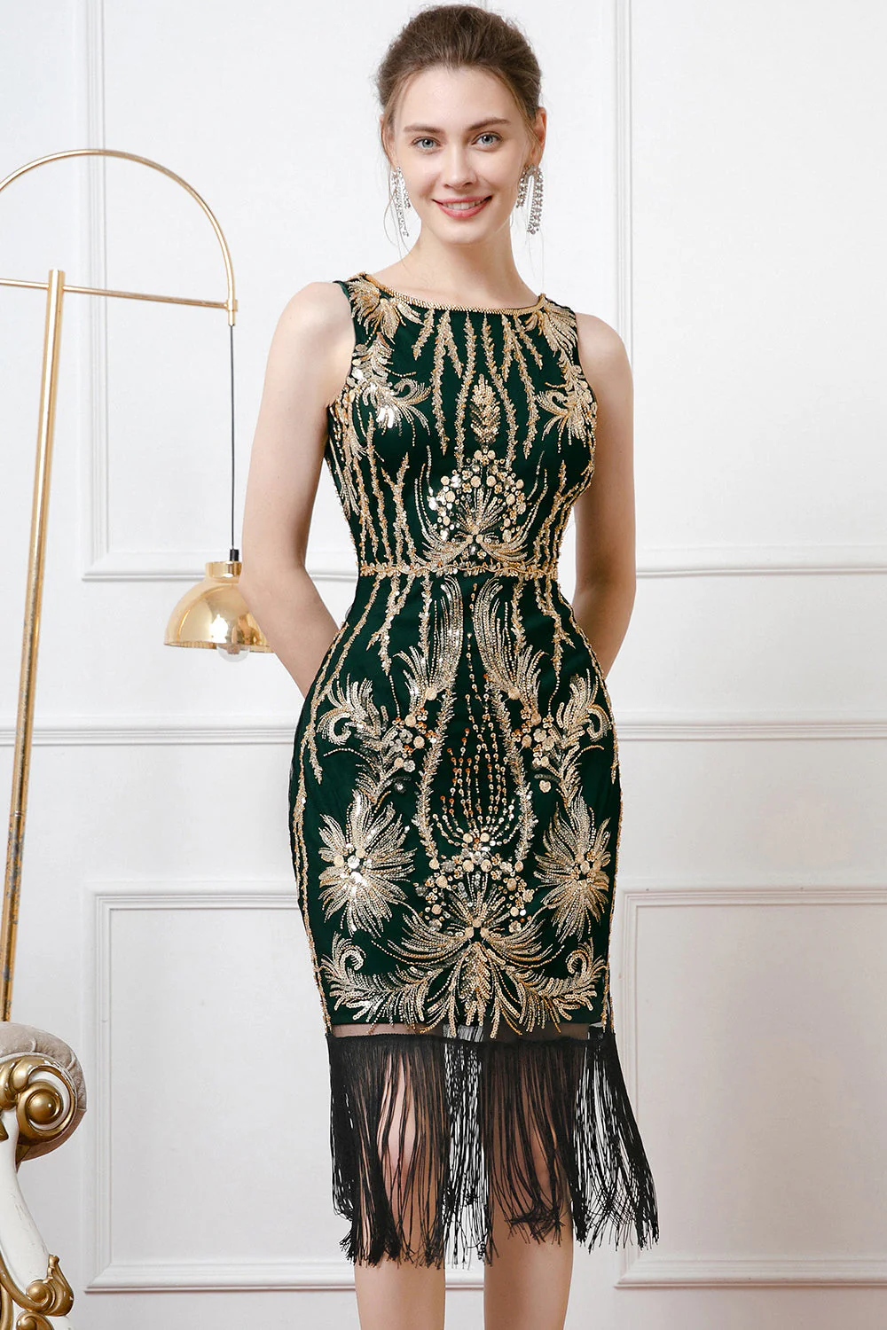 Sparkly Black Golden Sheath Boat Neck Fringed 1920s Dress - Image 4