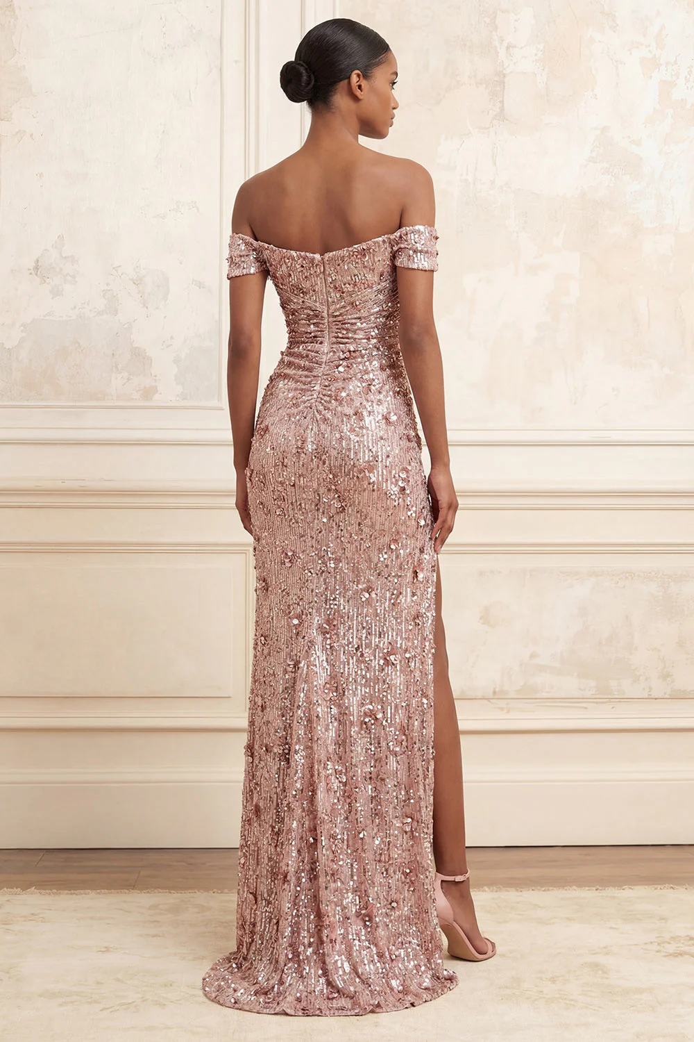 Sparkly Blush Off the Shoulder Mermaid Sequins Ruched Long Prom Dress with Slit - Image 2