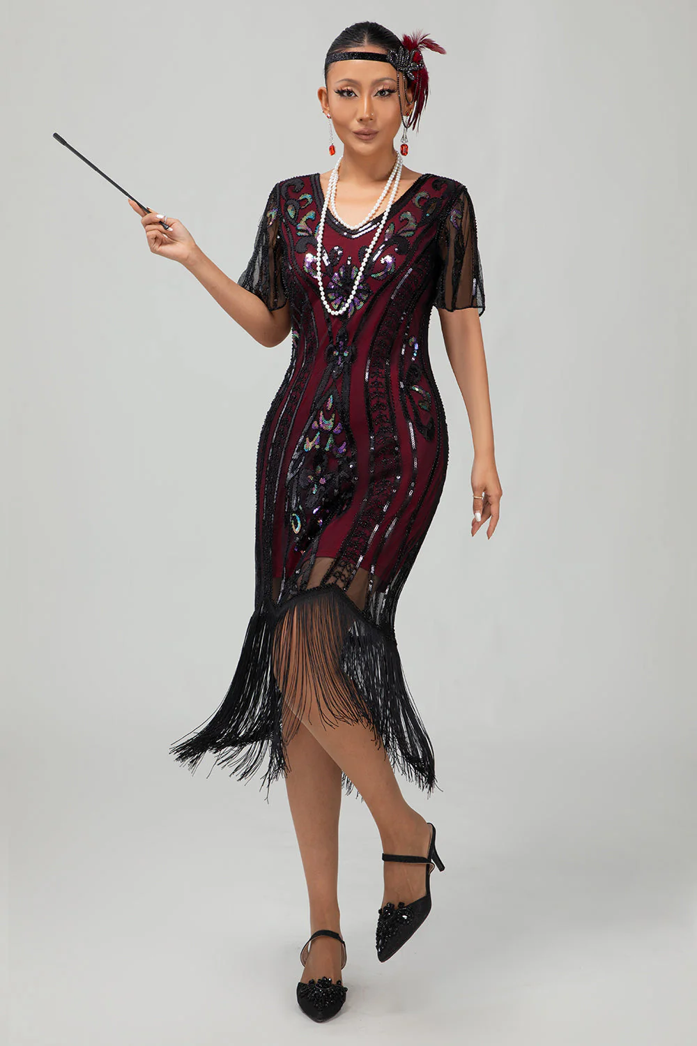 Sparkly Flapper Black Golden Sequin Bodycon Fringed 1920s Dress - Image 11