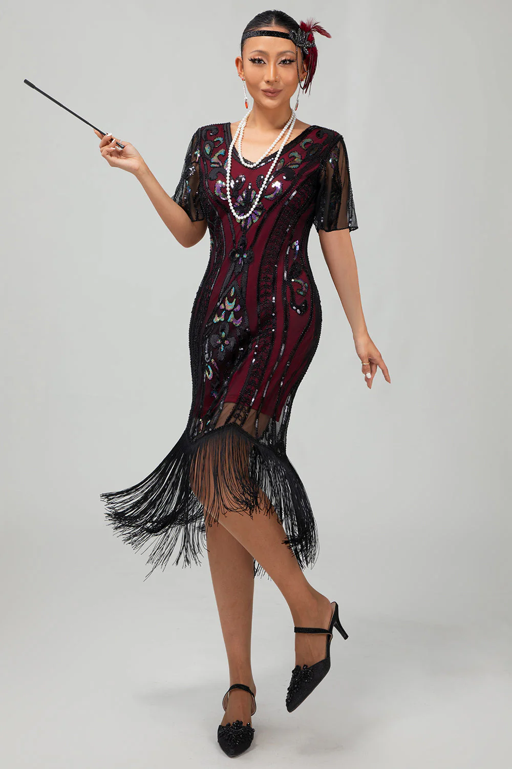 Sparkly Flapper Black Golden Sequin Bodycon Fringed 1920s Dress - Image 9