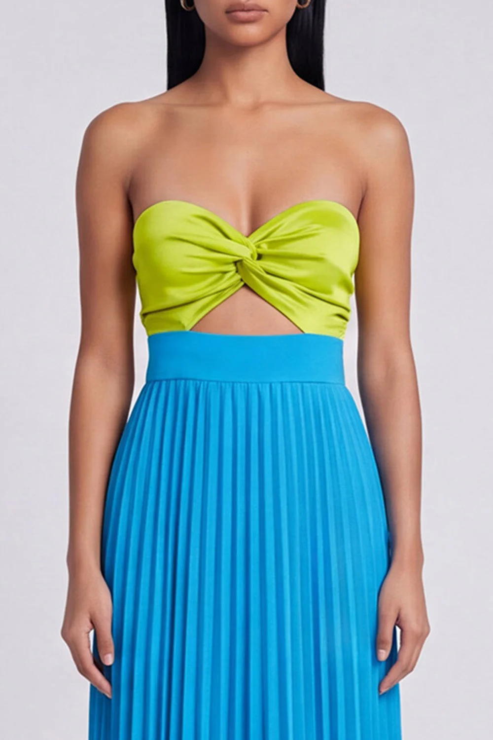 Sweetheart A-Line Green and Blue Pleated Maxi Dress with Bow - Image 3