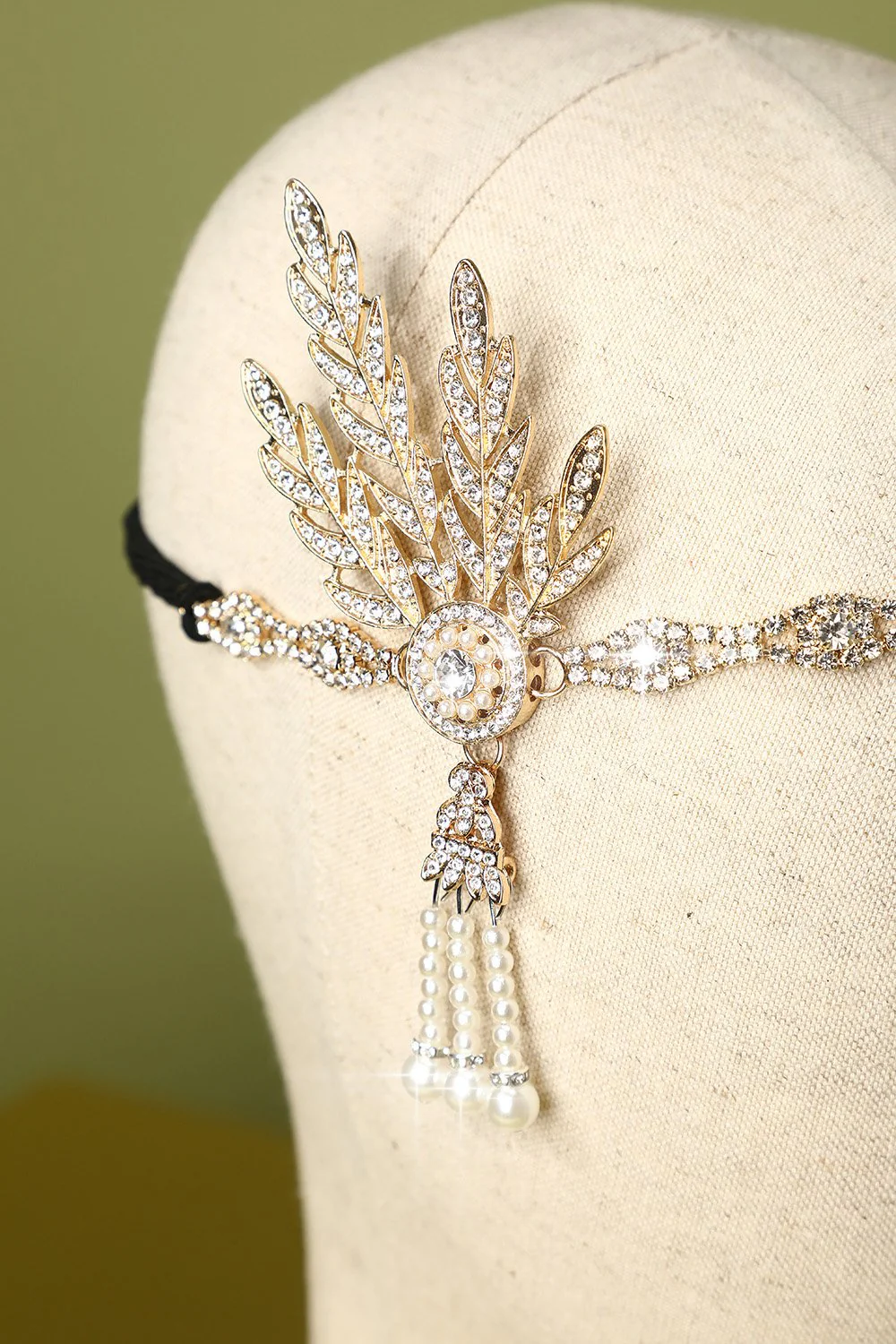 White Beaded 1920s Flapper Headband - Image 3