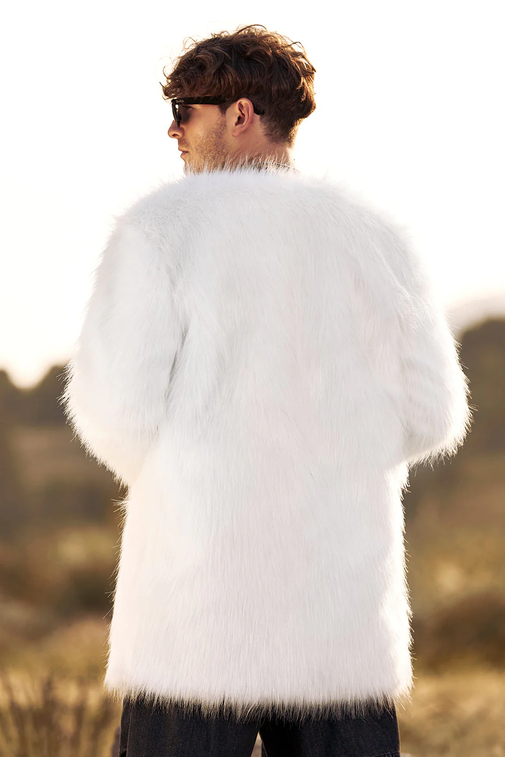 White Fluffy Faux Fur Long Sleeves Men's Cardigan Coat - Image 2