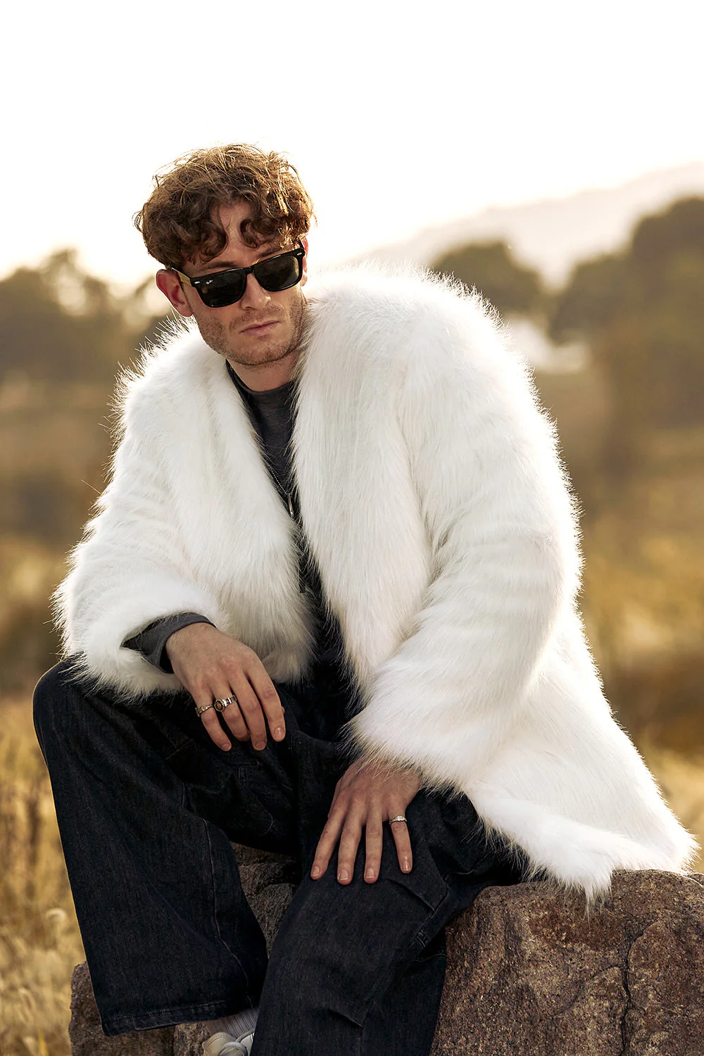 White Fluffy Faux Fur Long Sleeves Men's Cardigan Coat - Image 5