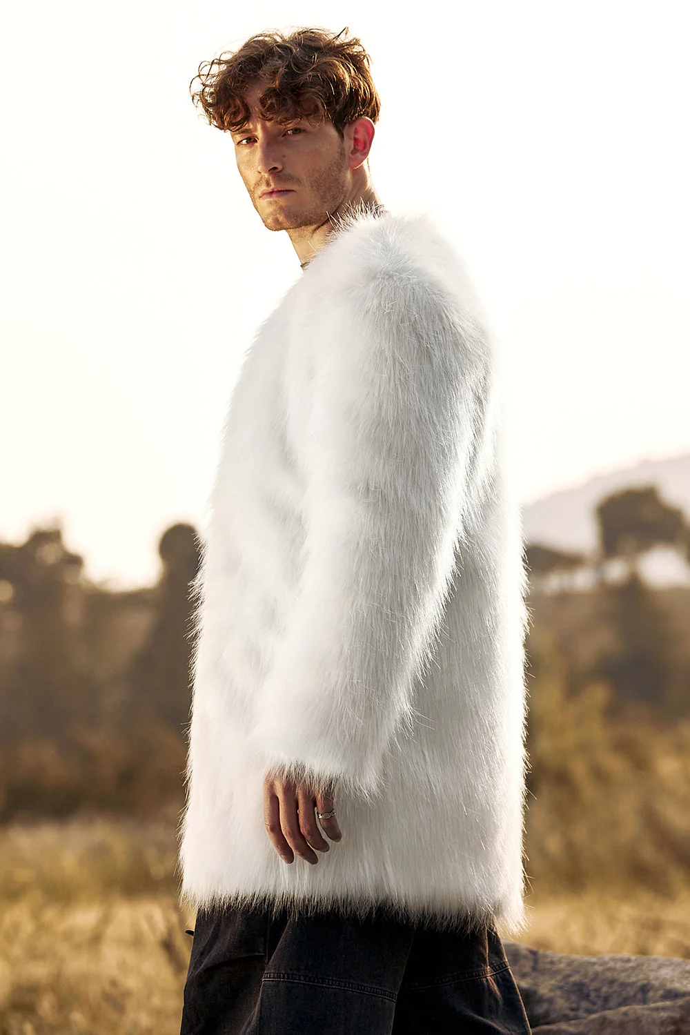 White Fluffy Faux Fur Long Sleeves Men's Cardigan Coat - Image 7