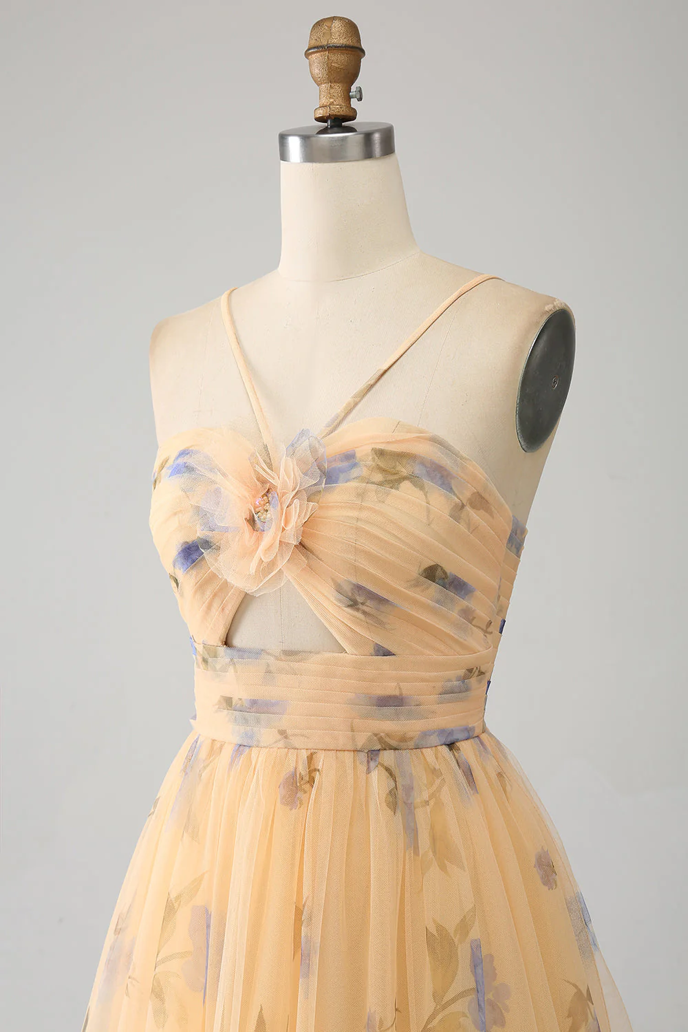 Yellow A-Line Halter Pleated Tulle Tiered Prom Dress With Embroidery - Image 8
